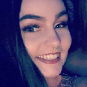 Meet your Posher, Aly